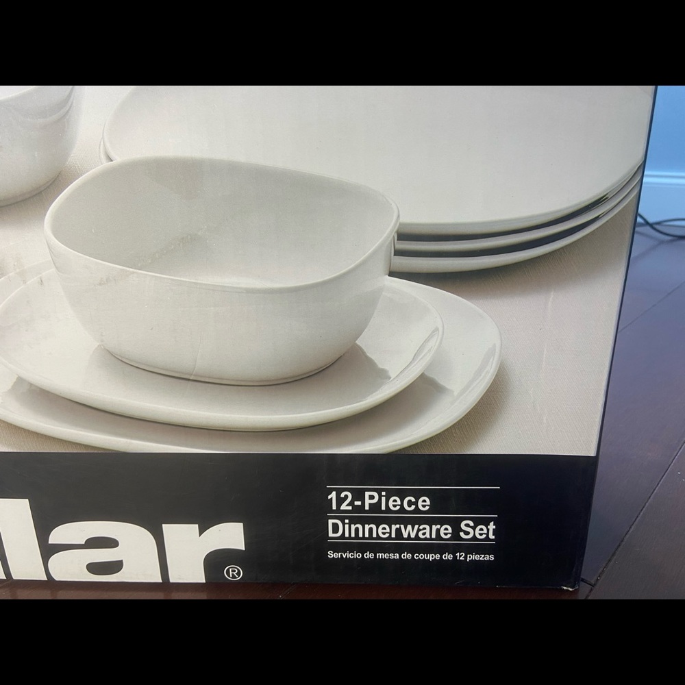 12 piece dinnerware set